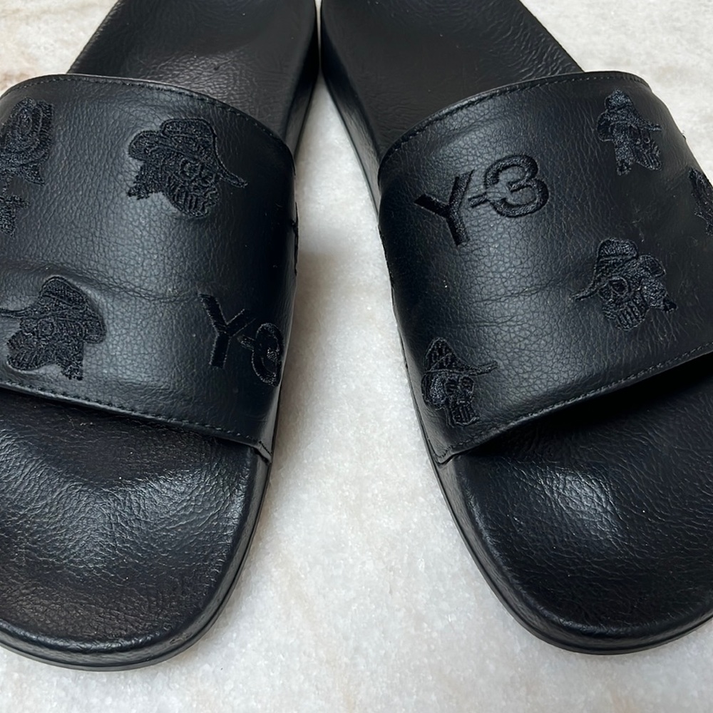 Y-3 Men’s Black Embroidered Slide Sandals